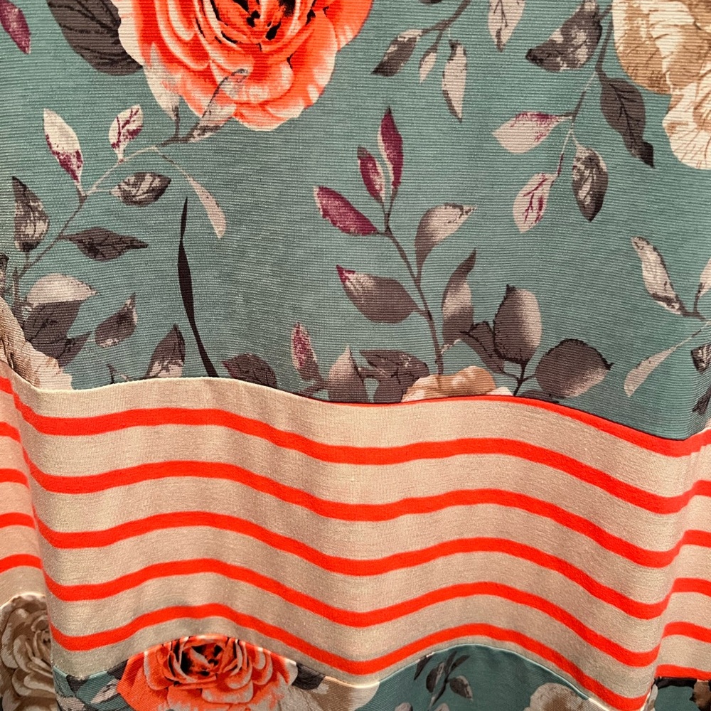 Sew In Love Woman’s Floral Stripe Short Sleeve Top - Teal and Orange | Size XL - Picture 4 of 6